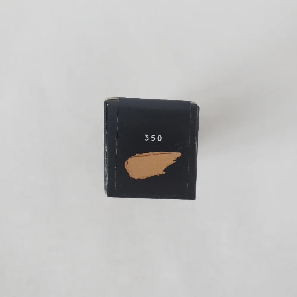 Fenty Pro Filter Instant Retouch Concealer